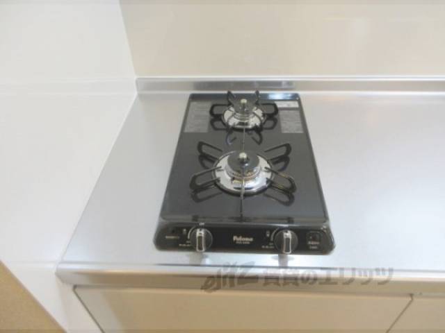 キッチン　コンロ