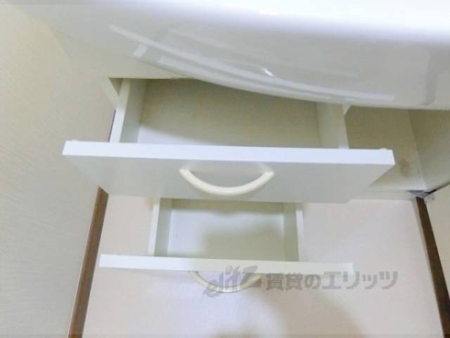 洗面所　下部収納