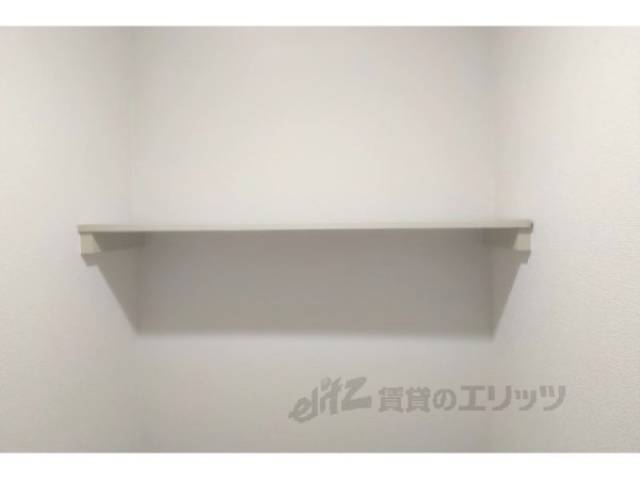 トイレ　棚