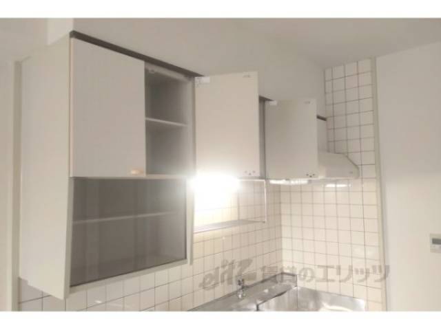 キッチン　収納