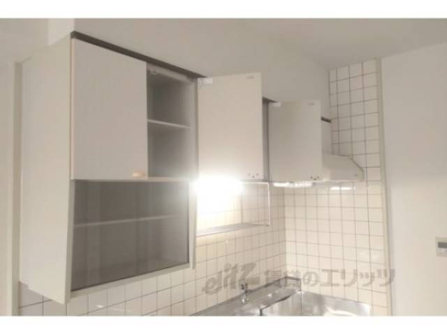 キッチン　収納