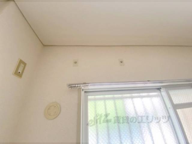 エアコン　設置場所