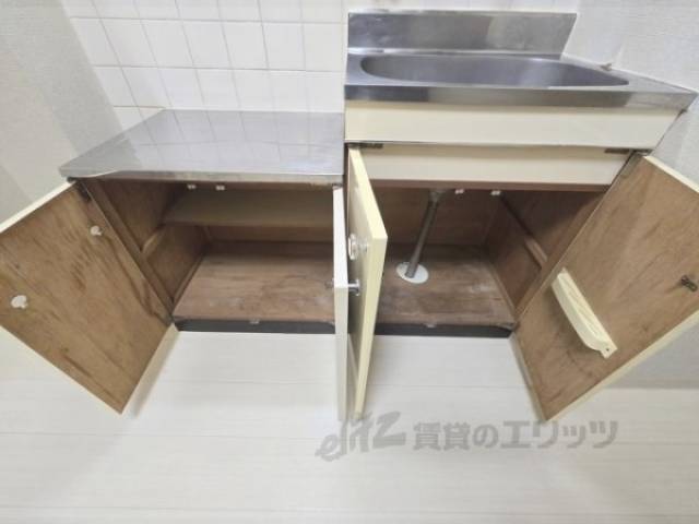 キッチン　下収納