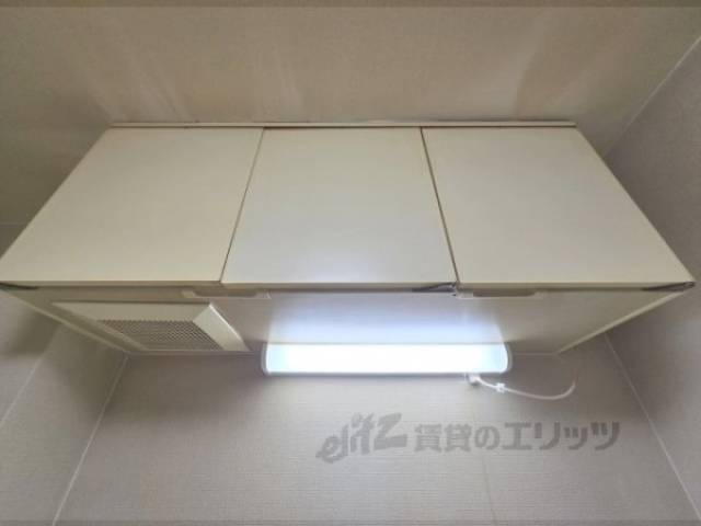 キッチン　上収納