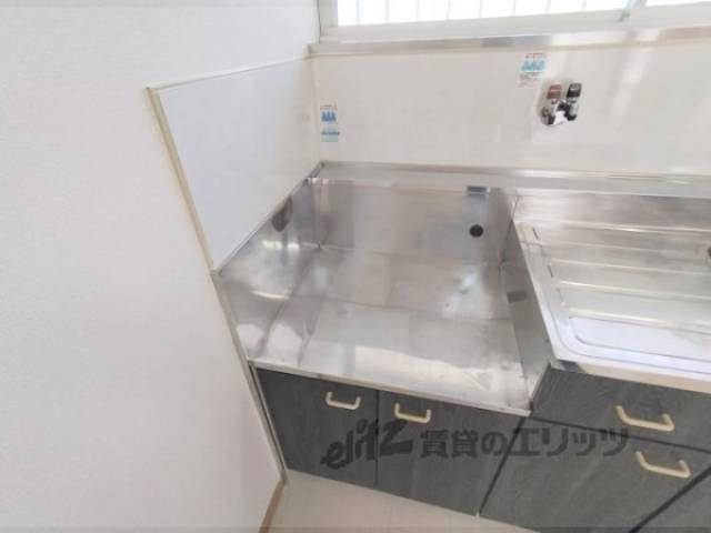 キッチン　コンロ置場