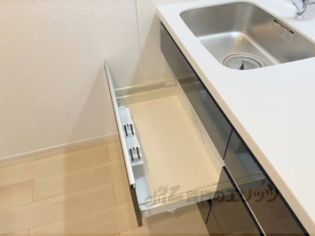 キッチン　収納
