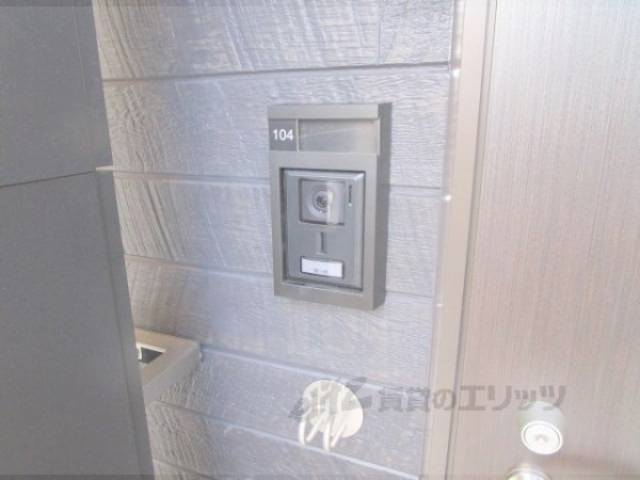 玄関　インターホン