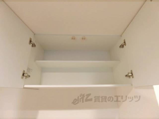 キッチン　上部収納