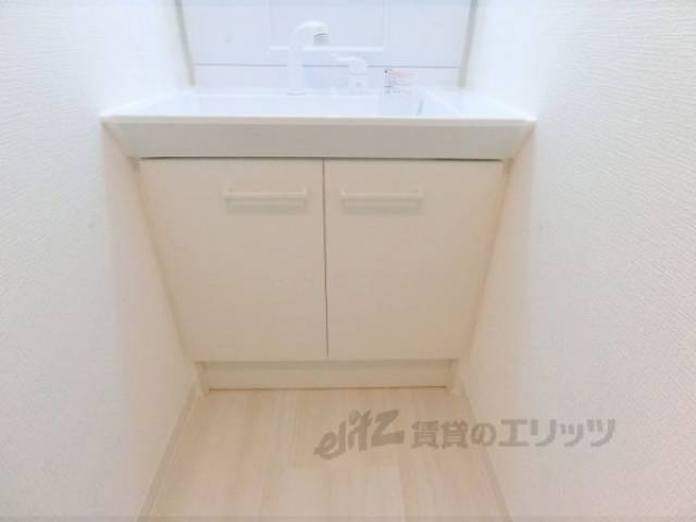 洗面所　下部収納