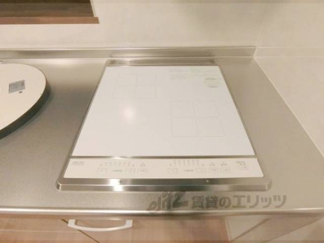 キッチン　コンロ