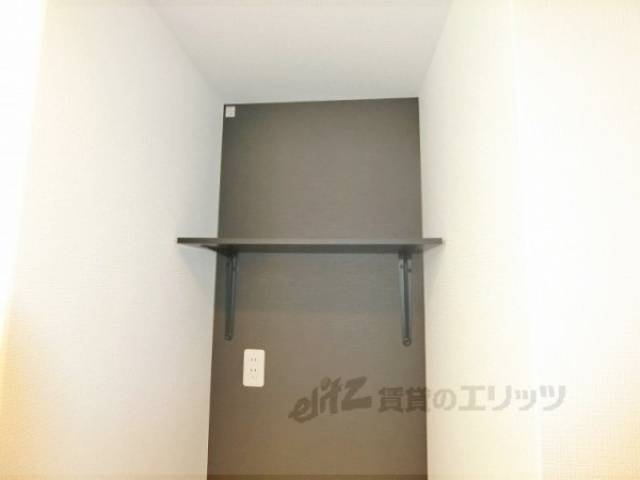 洗濯機置場　上部収納