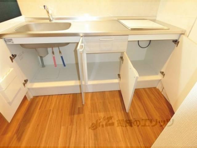 キッチン　下部収納