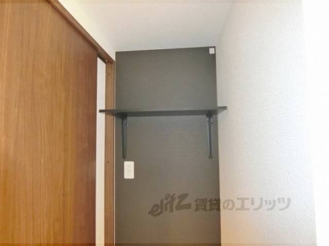 洗濯機置場　上部収納