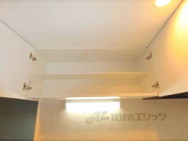 キッチン　下部収納