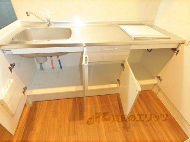 キッチン　上部収納