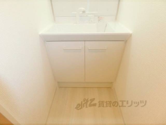 洗面所　下部収納