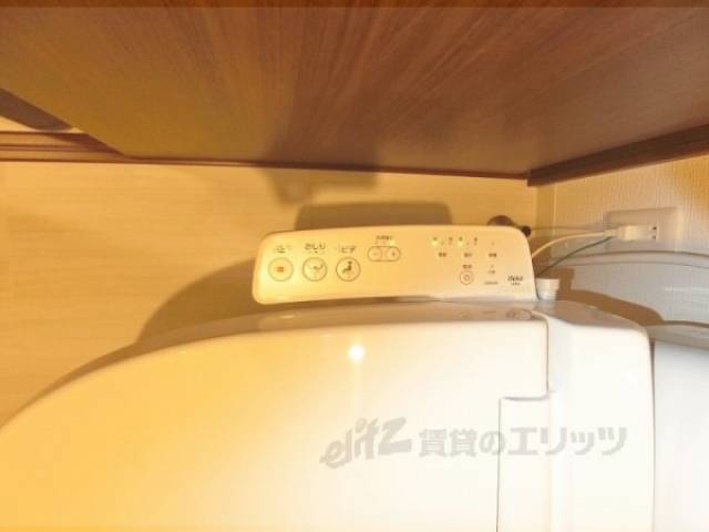 トイレ　ウォシュレット