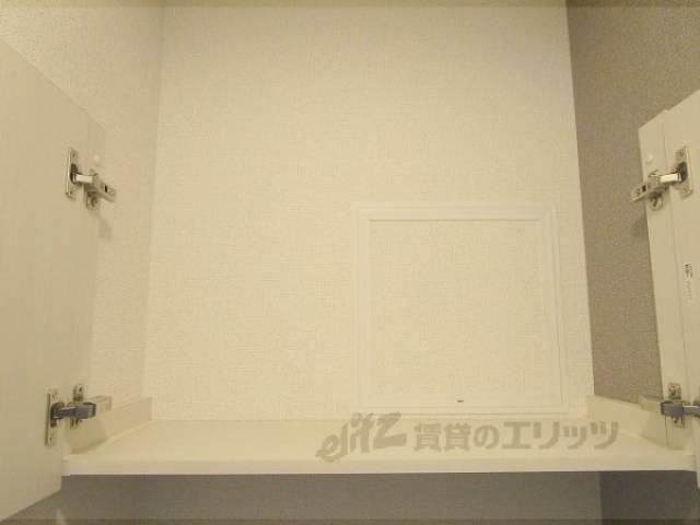 トイレ　収納