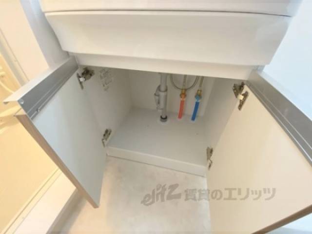 洗面所　収納