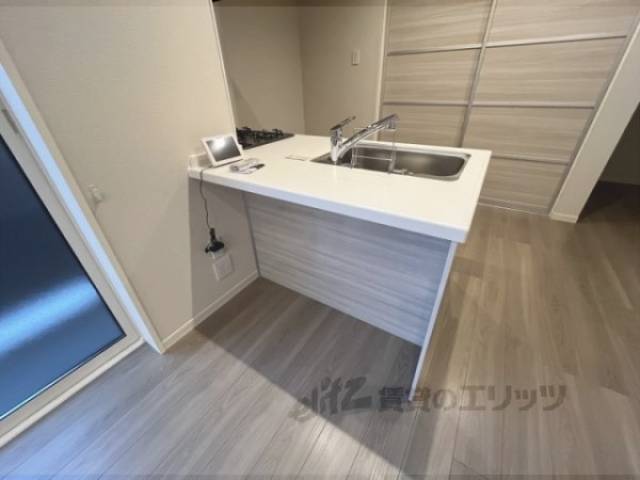 キッチン　カウンター