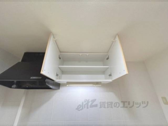 キッチン　収納