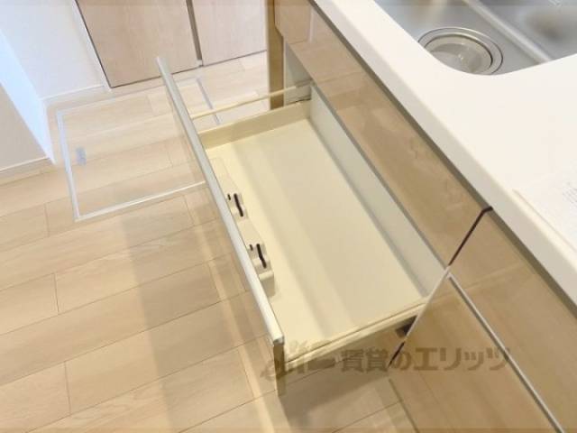 キッチン　収納