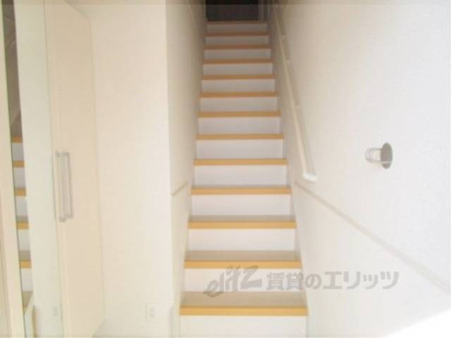 廊下　階段