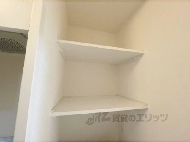 キッチン　棚