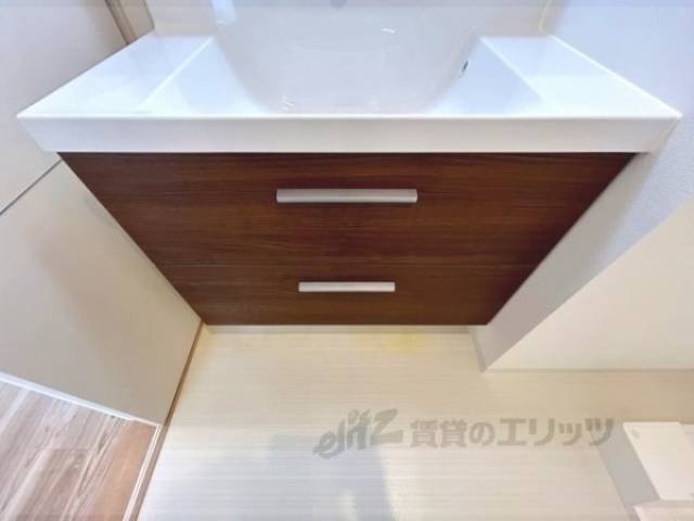 洗面所　下部収納