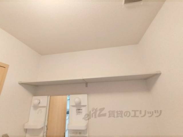 洗面所　棚