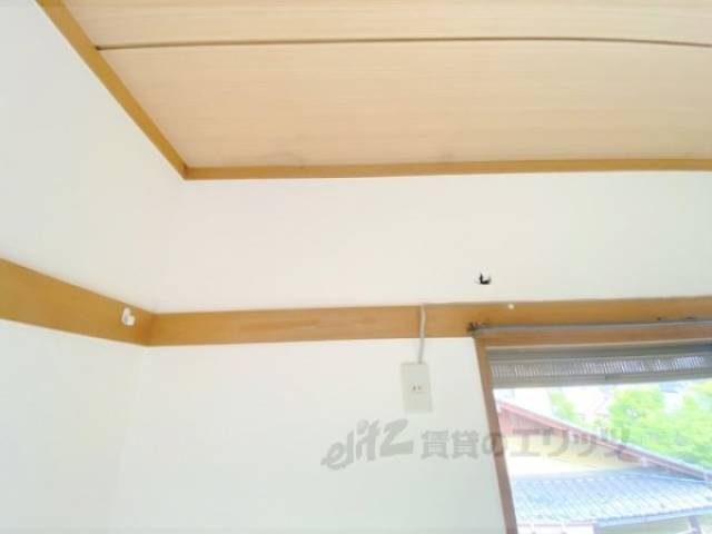 エアコン　設置場所