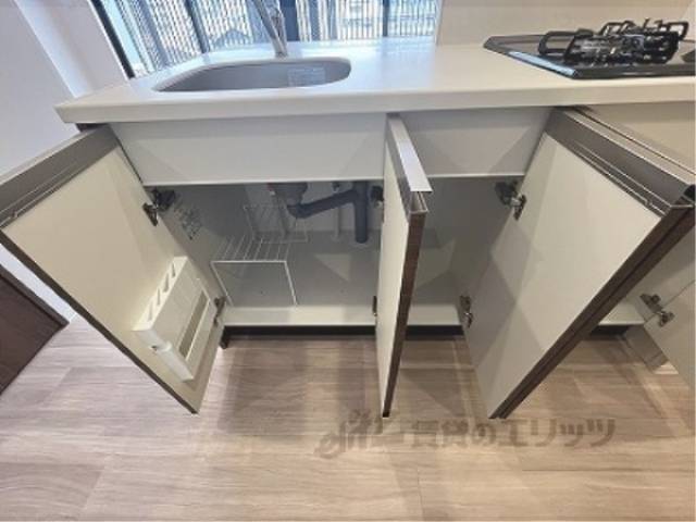 キッチン　キッチン下部収納