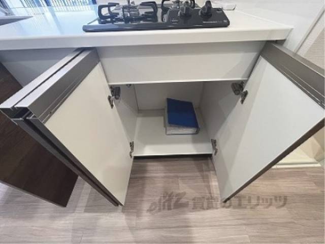 キッチン　キッチン下部収納