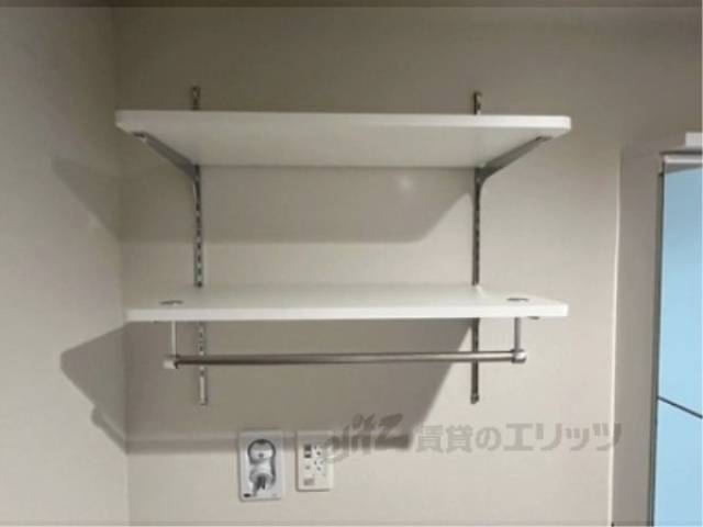 洗濯機置場　棚