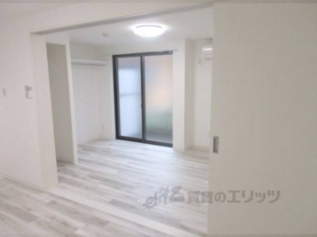 洋室　間仕切り