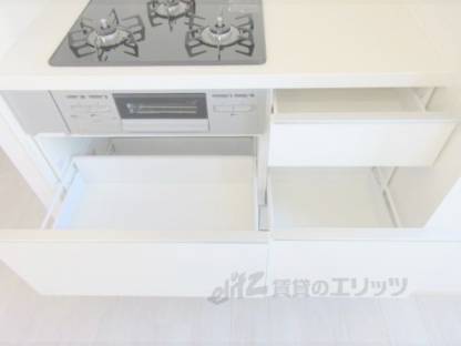 キッチン　収納