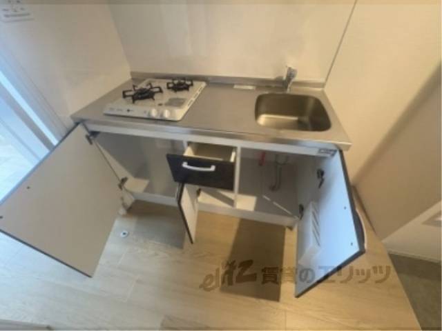 キッチン　収納下部
