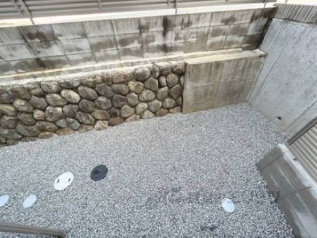 ベランダ　庭