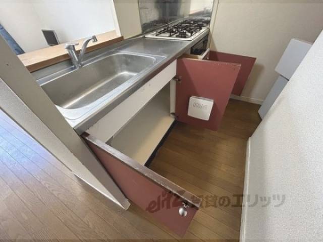 キッチン　収納