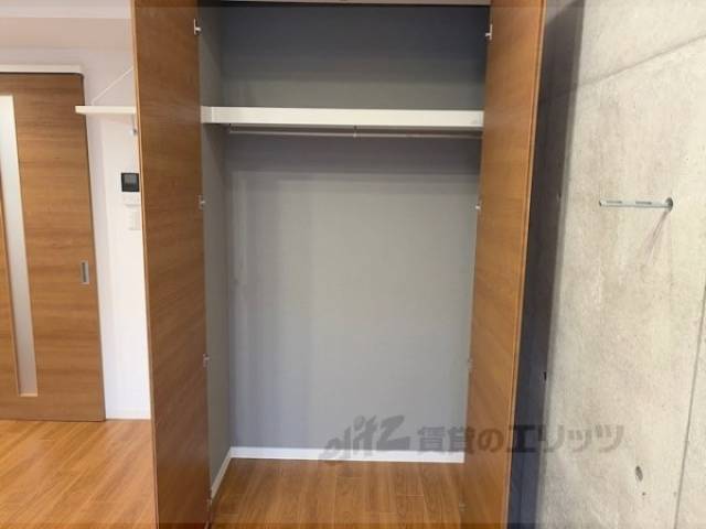 リビング　クローゼット
