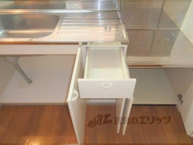 キッチン　収納