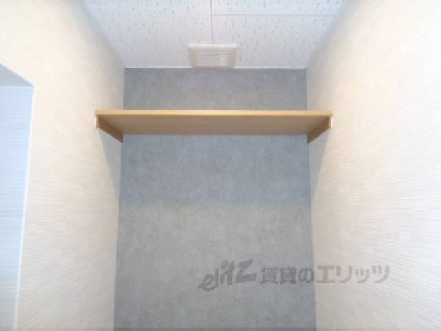 トイレ　収納