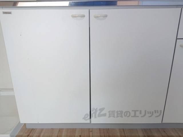 キッチン　下収納