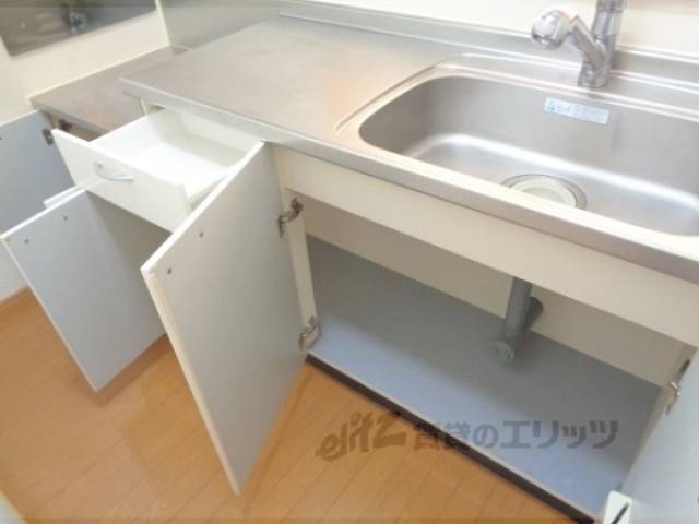 キッチン　収納