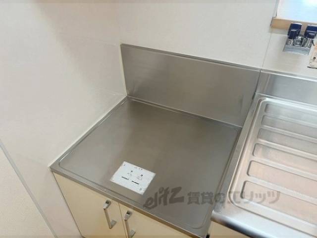キッチン　コンロ置場