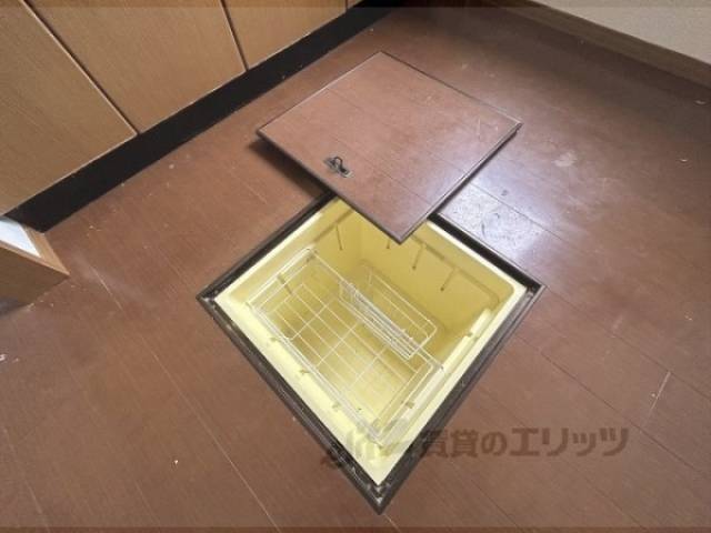 床下収納