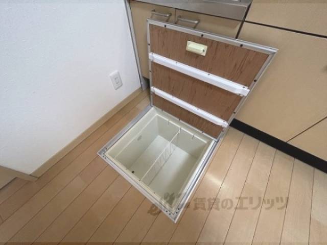 床下収納