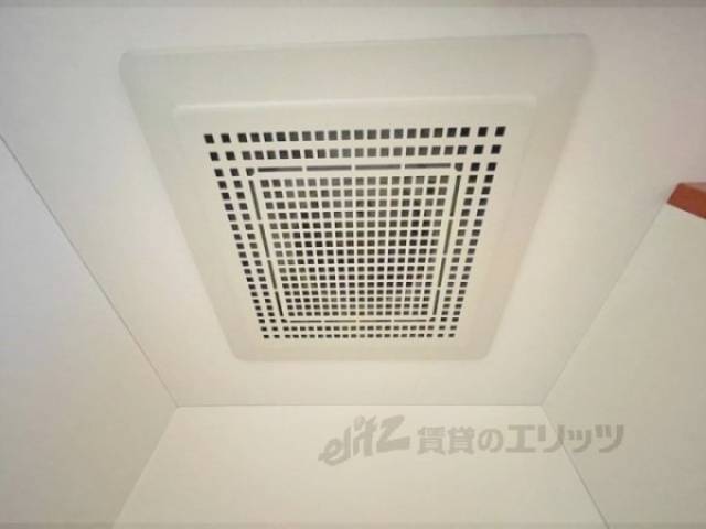 キッチン　換気扇