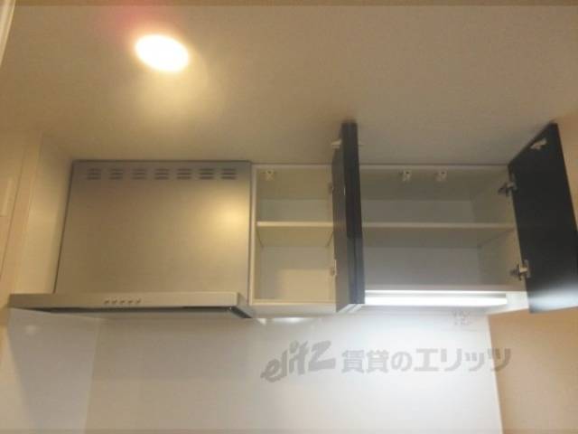 キッチン上収納