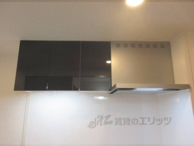 キッチン上収納